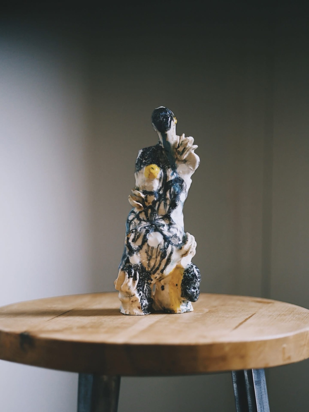 What She Left Behind (2025) — Porcelain, dark slip and oxide, ceramic sculpture by Kirsi Salo